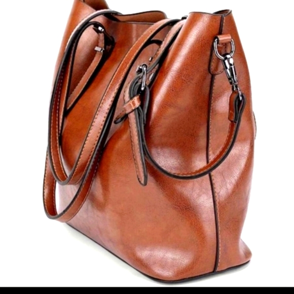 Ammie Brown Vegan Leather Tote - NWOT - Picture 3 of 5